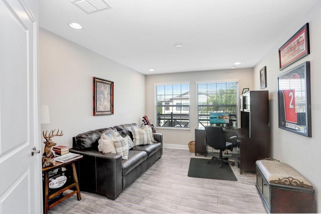 11521 CROWNED SPARROW LN, TAMPA, FL, 33626