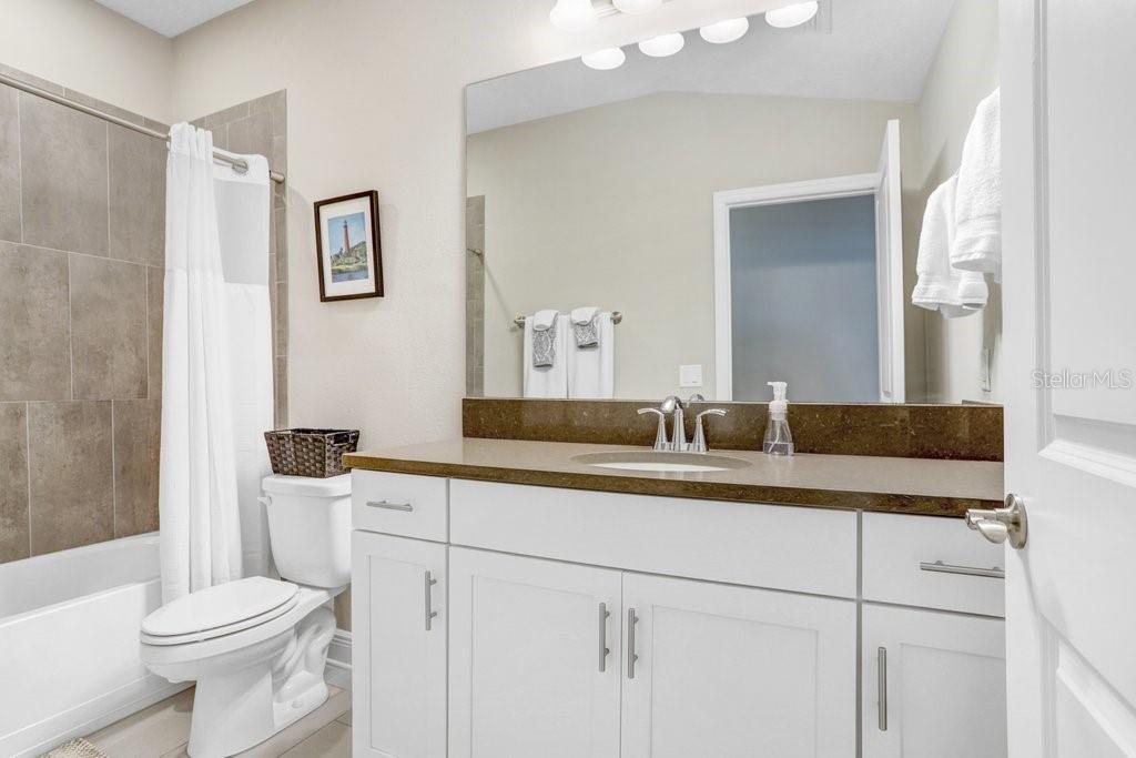 11521 CROWNED SPARROW LN, TAMPA, FL, 33626