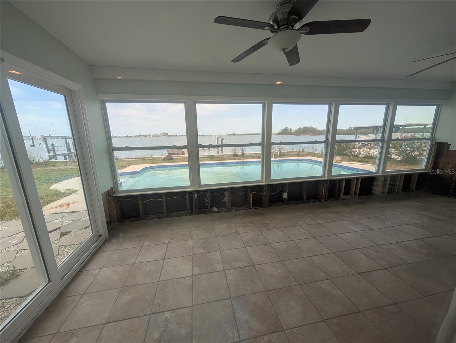 5434 OAKHURST DR, SEMINOLE, FL, 33772