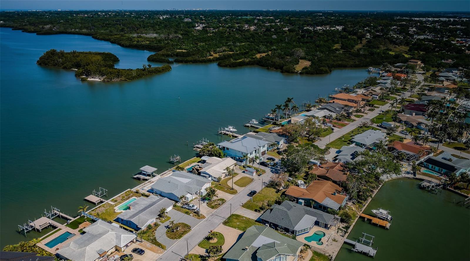 5434 OAKHURST DR, SEMINOLE, FL, 33772