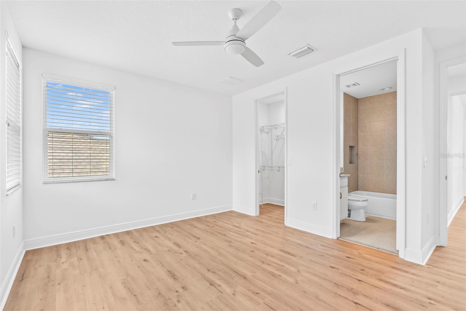 30900 SPRUCEBERRY CT, WESLEY CHAPEL, FL, 33543