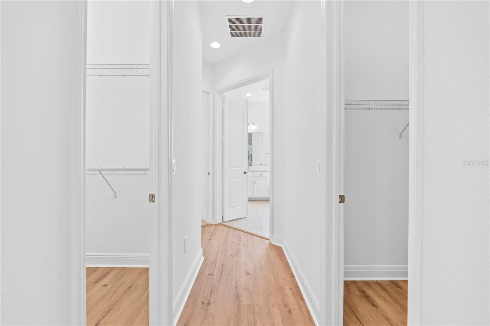 30900 SPRUCEBERRY CT, WESLEY CHAPEL, FL, 33543