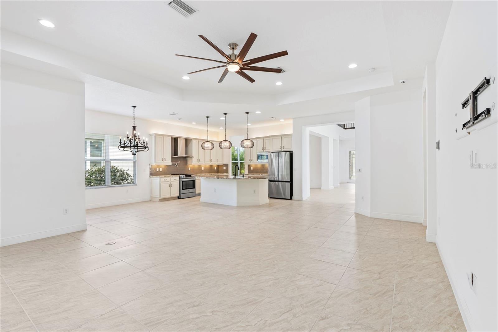 30900 SPRUCEBERRY CT, WESLEY CHAPEL, FL, 33543