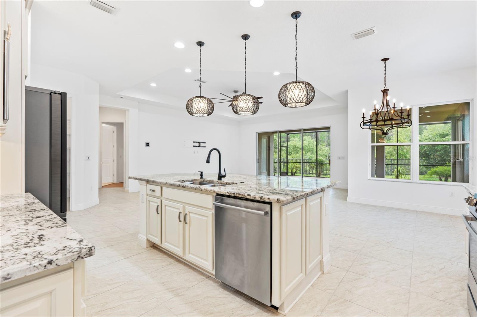 30900 SPRUCEBERRY CT, WESLEY CHAPEL, FL, 33543