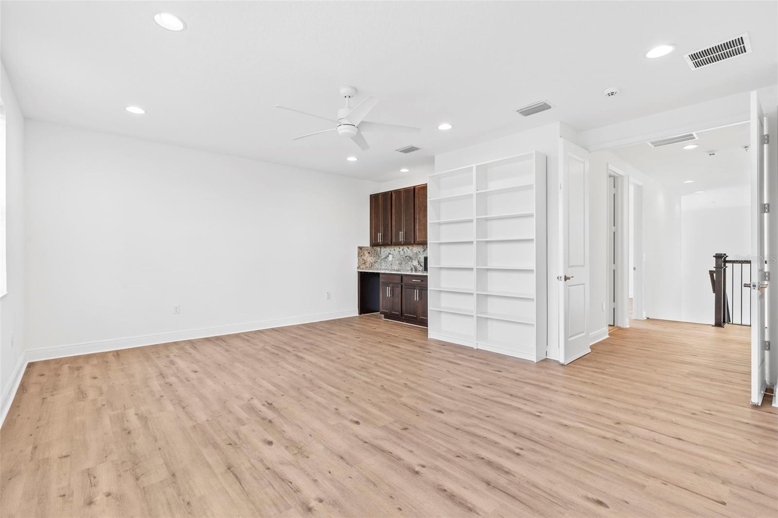 30900 SPRUCEBERRY CT, WESLEY CHAPEL, FL, 33543