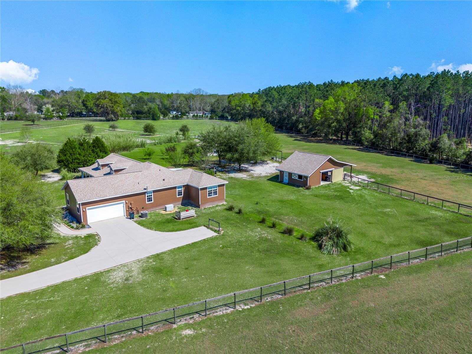 523 SW MARYNIK DR, HIGH SPRINGS, FL, 32643