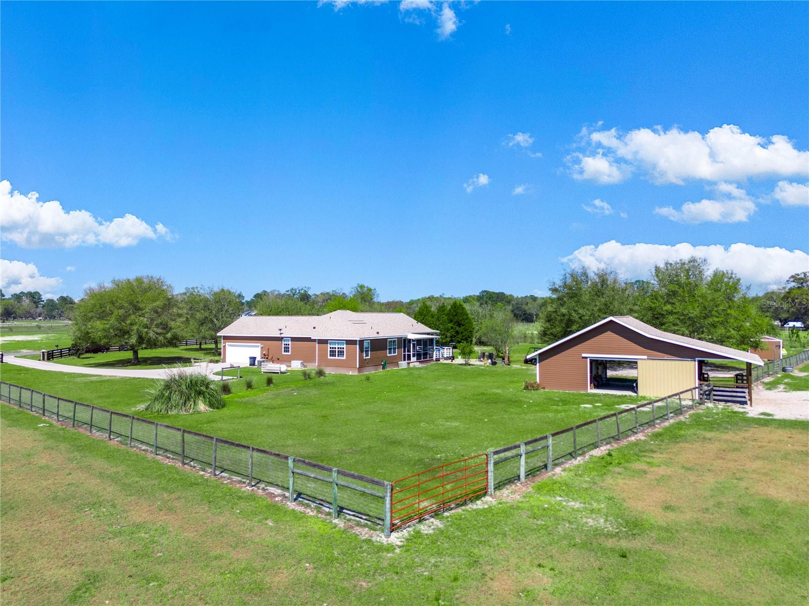 523 SW MARYNIK DR, HIGH SPRINGS, FL, 32643