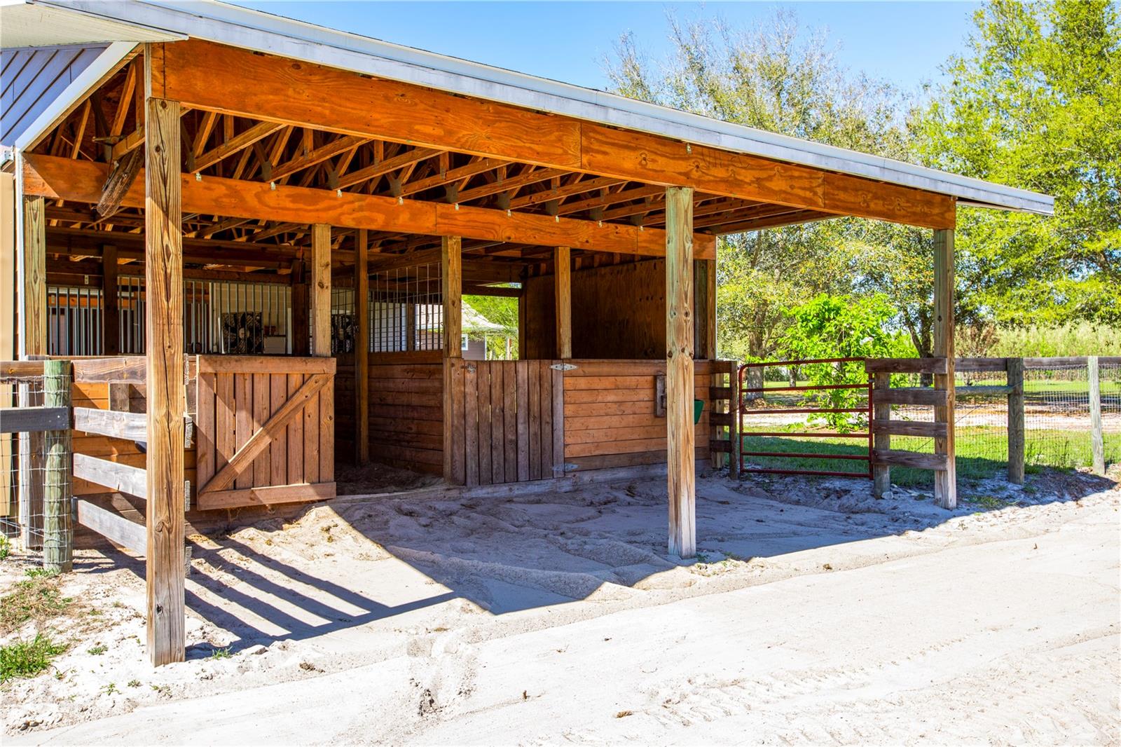 523 SW MARYNIK DR, HIGH SPRINGS, FL, 32643
