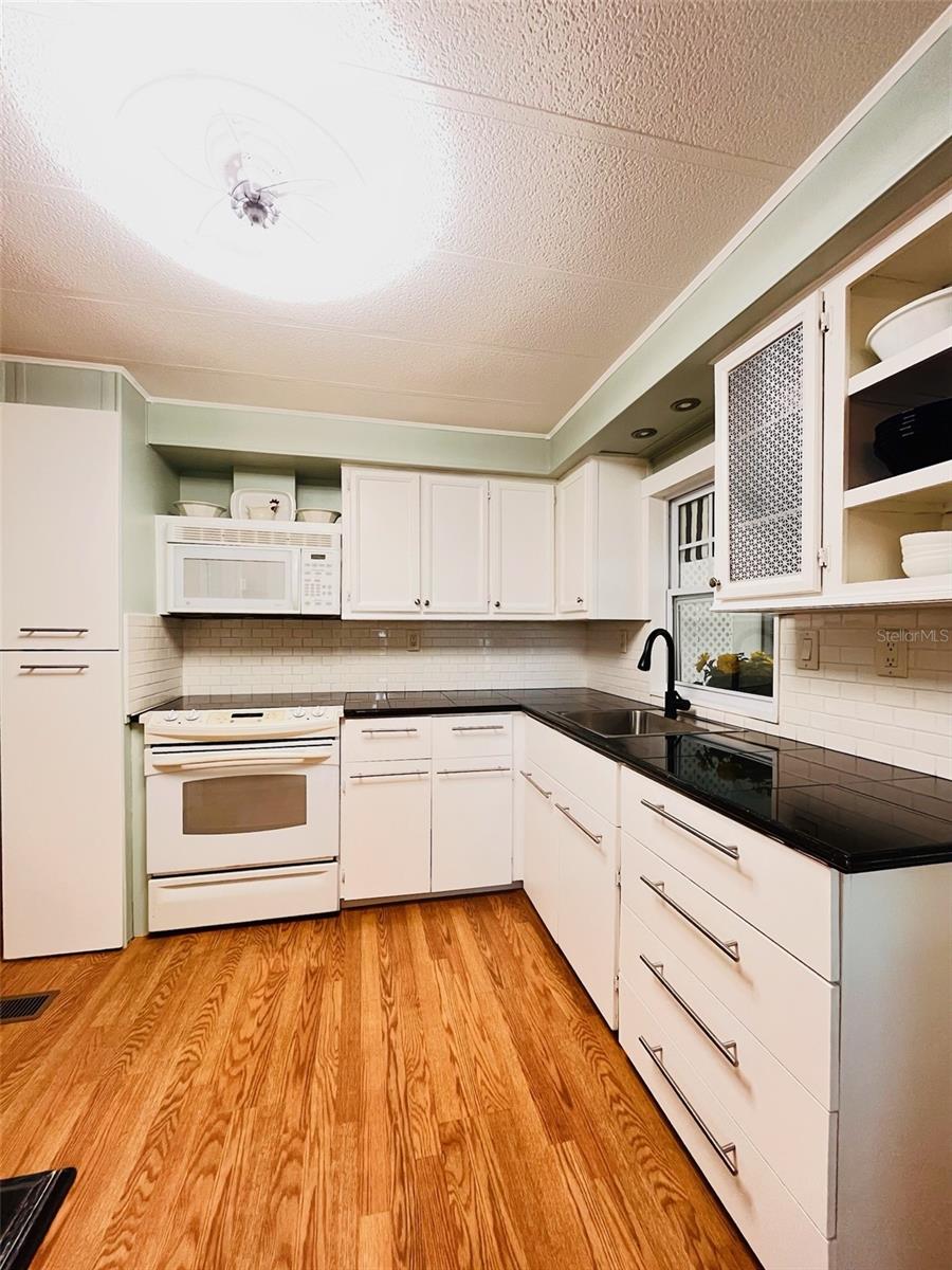 1829 CYPRESS POINT LN, SARASOTA, FL, 34234