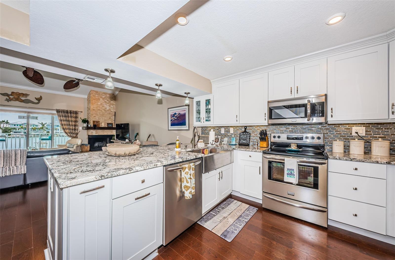 2515 BAY BLVD #A, INDIAN ROCKS BEACH, FL, 33785