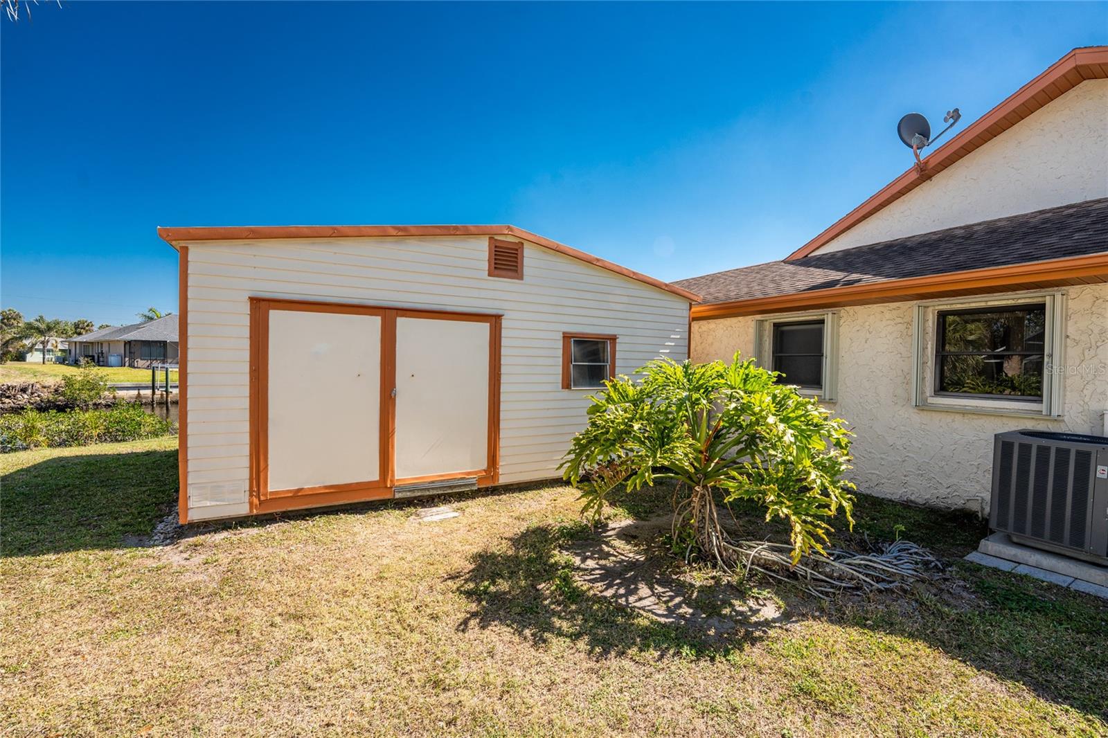 18584 ALPHONSE CIR, PORT CHARLOTTE, FL, 33948