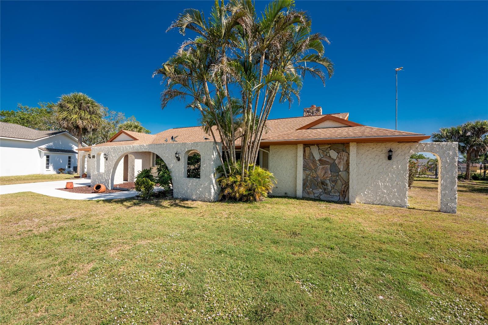 18584 ALPHONSE CIR, PORT CHARLOTTE, FL, 33948