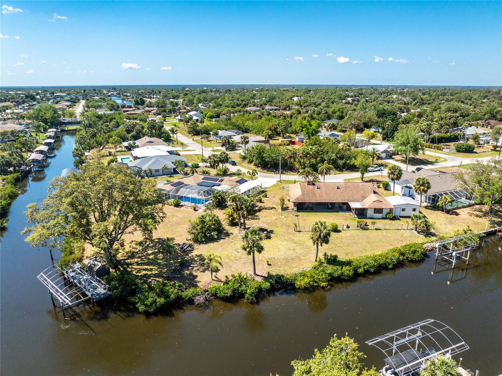 18584 ALPHONSE CIR, PORT CHARLOTTE, FL, 33948