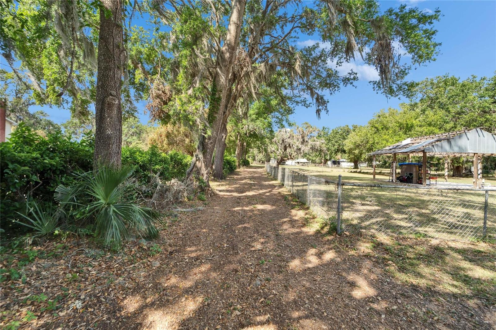 8209 EDISON RD, LITHIA, FL, 33547