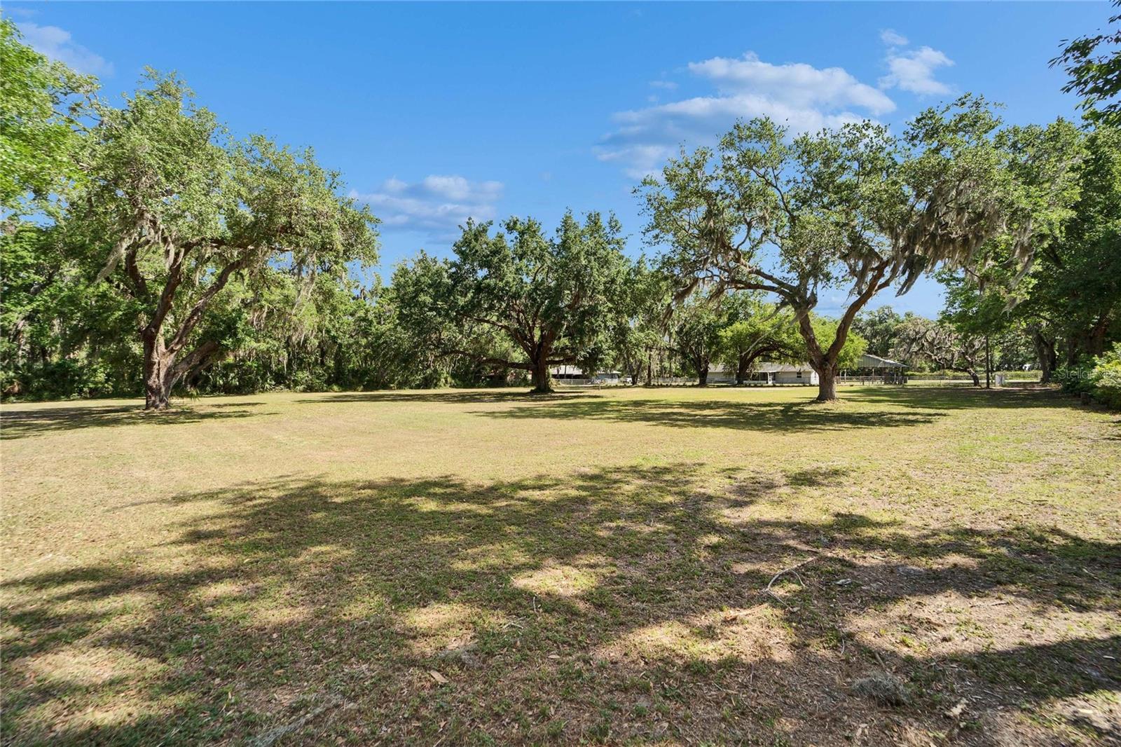 8209 EDISON RD, LITHIA, FL, 33547