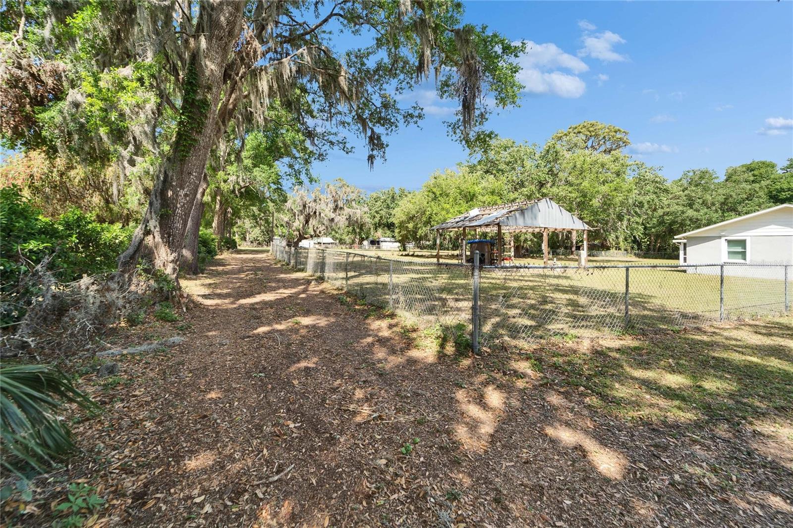 8209 EDISON RD, LITHIA, FL, 33547