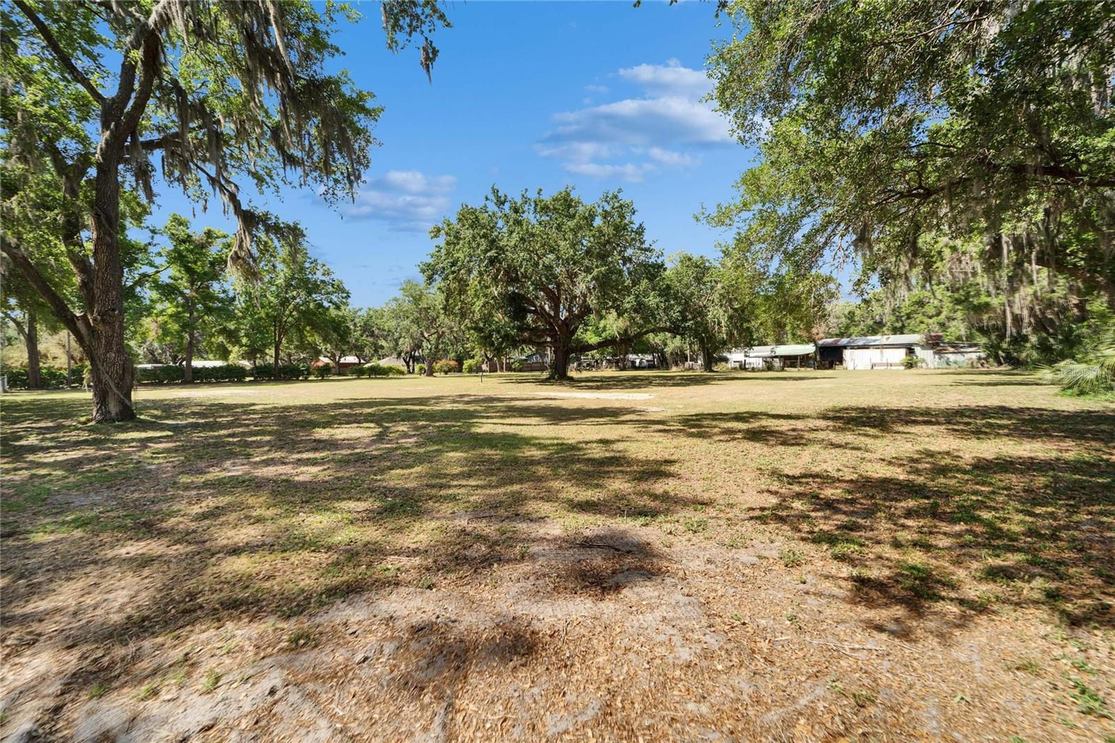 8209 EDISON RD, LITHIA, FL, 33547