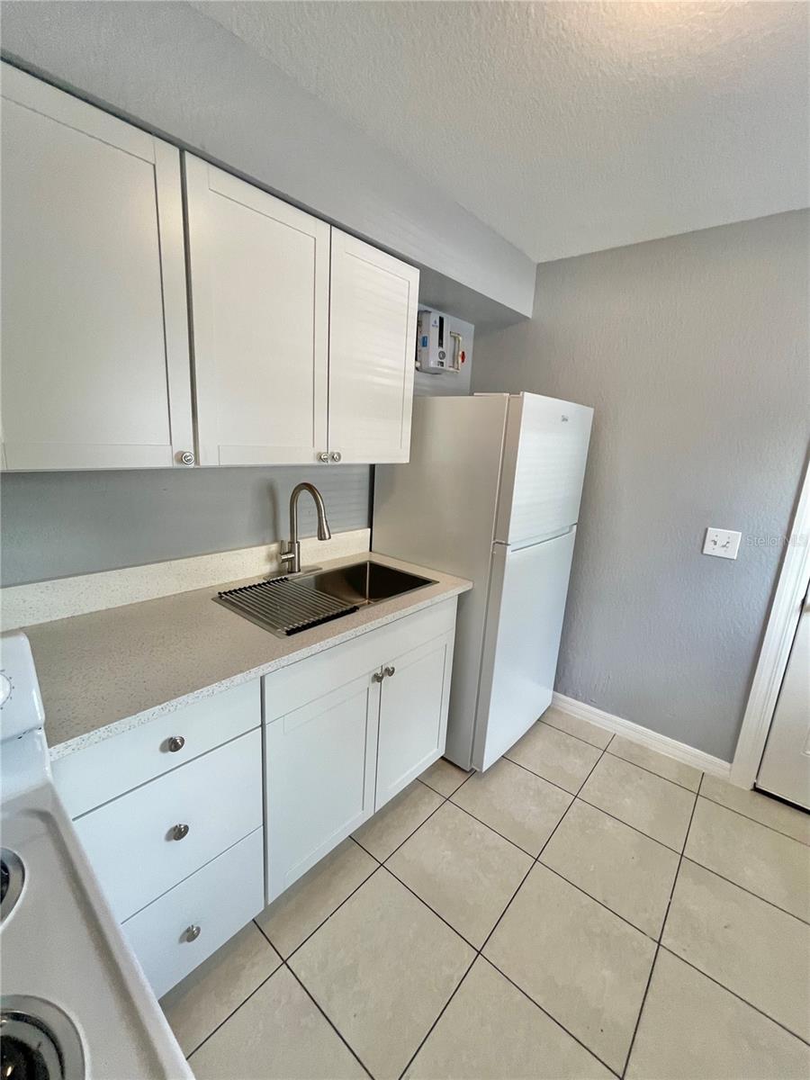 403 TERRY ST, WILDWOOD, FL, 34785