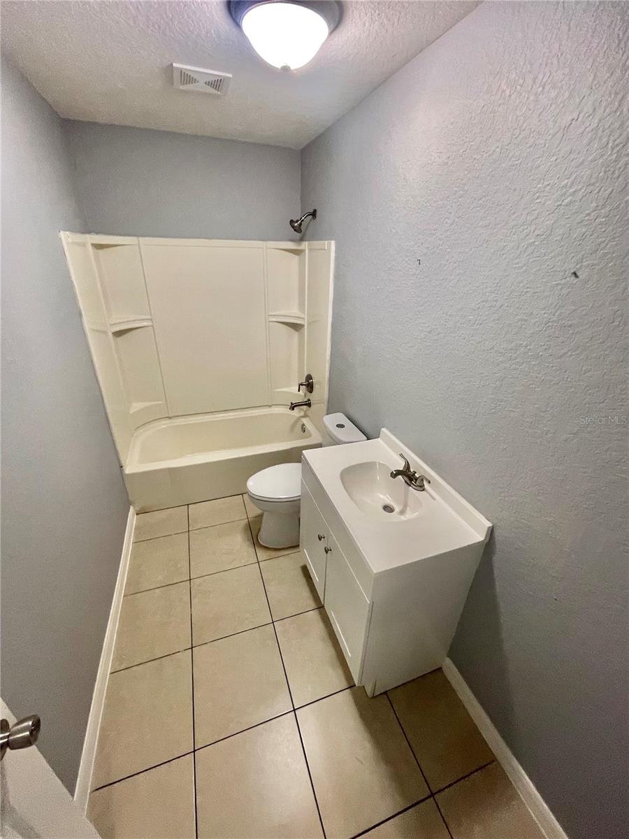 403 TERRY ST, WILDWOOD, FL, 34785