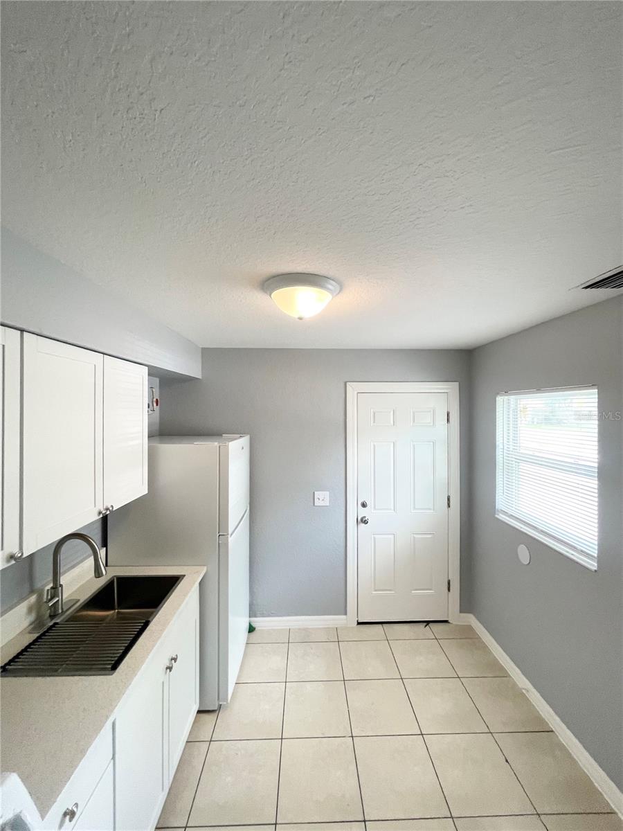 403 TERRY ST, WILDWOOD, FL, 34785