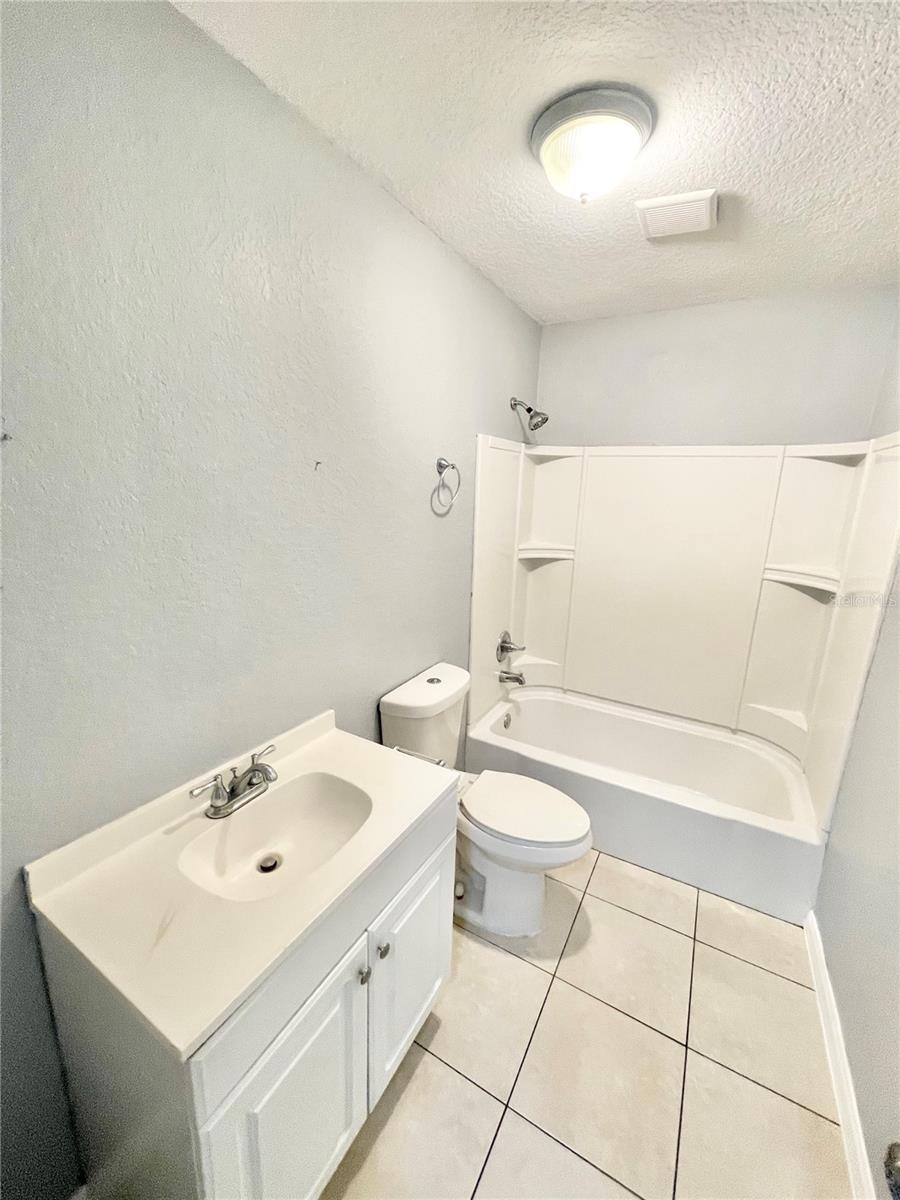 403 TERRY ST, WILDWOOD, FL, 34785