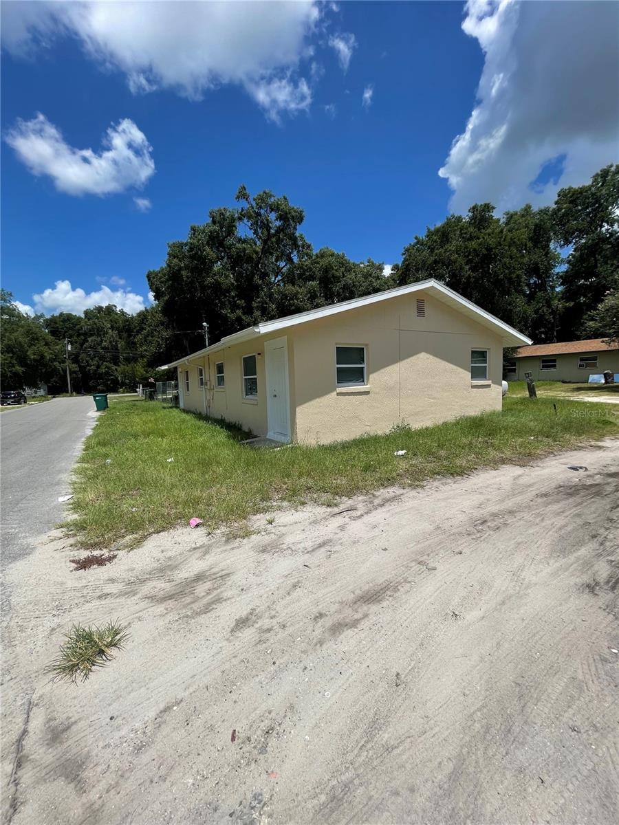 403 TERRY ST, WILDWOOD, FL, 34785