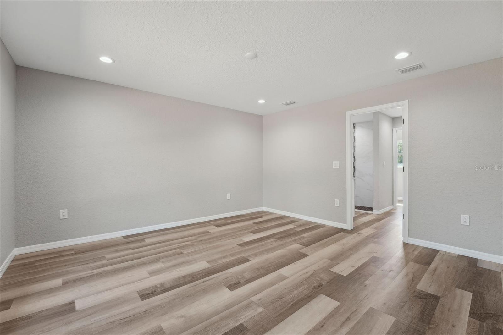 15409 COOT RD, WEEKI WACHEE, FL, 34614
