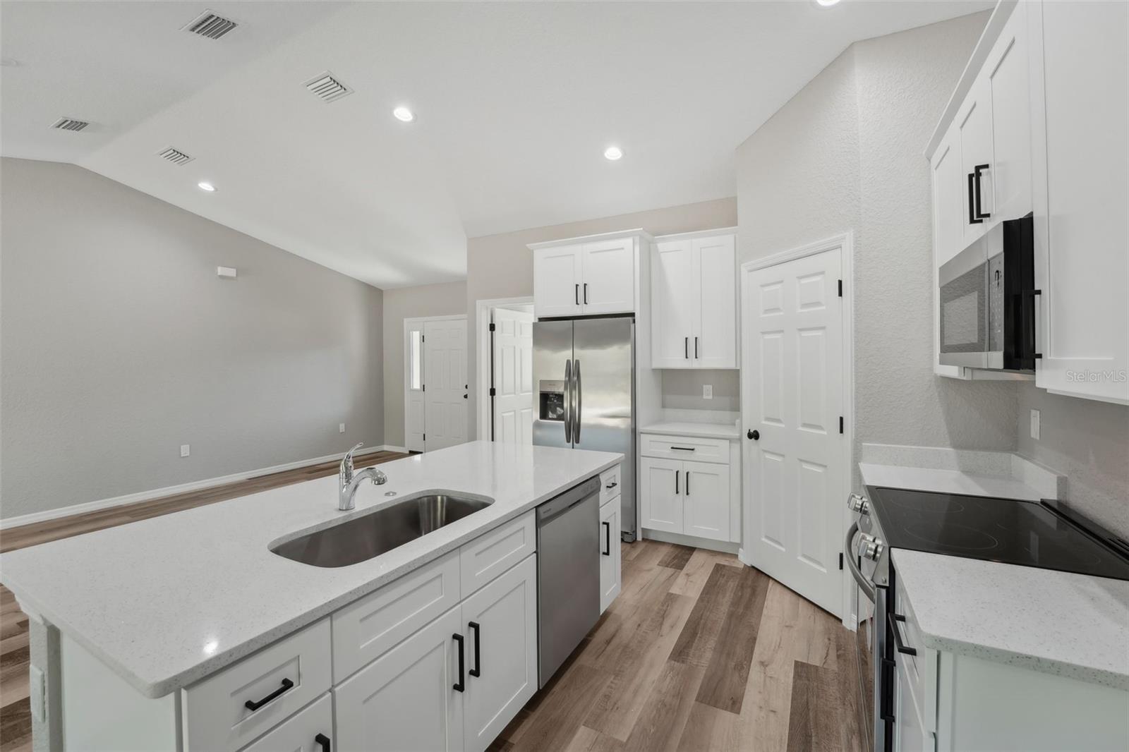 15409 COOT RD, WEEKI WACHEE, FL, 34614