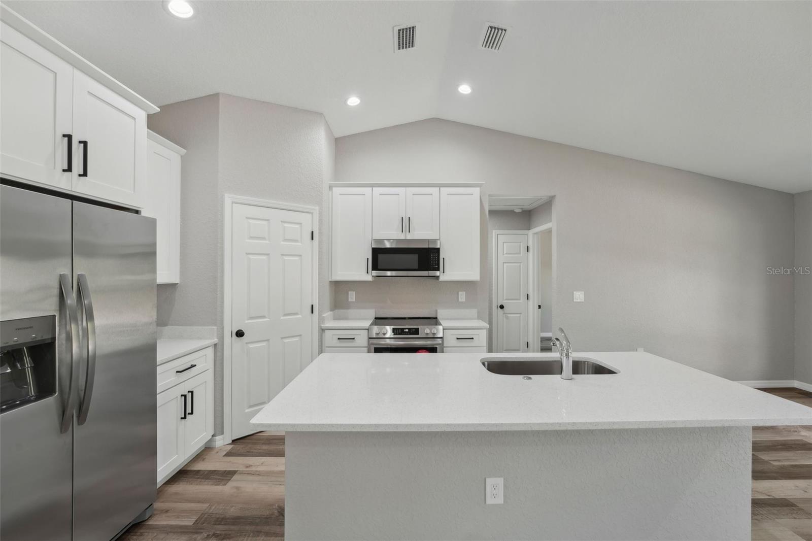 15409 COOT RD, WEEKI WACHEE, FL, 34614