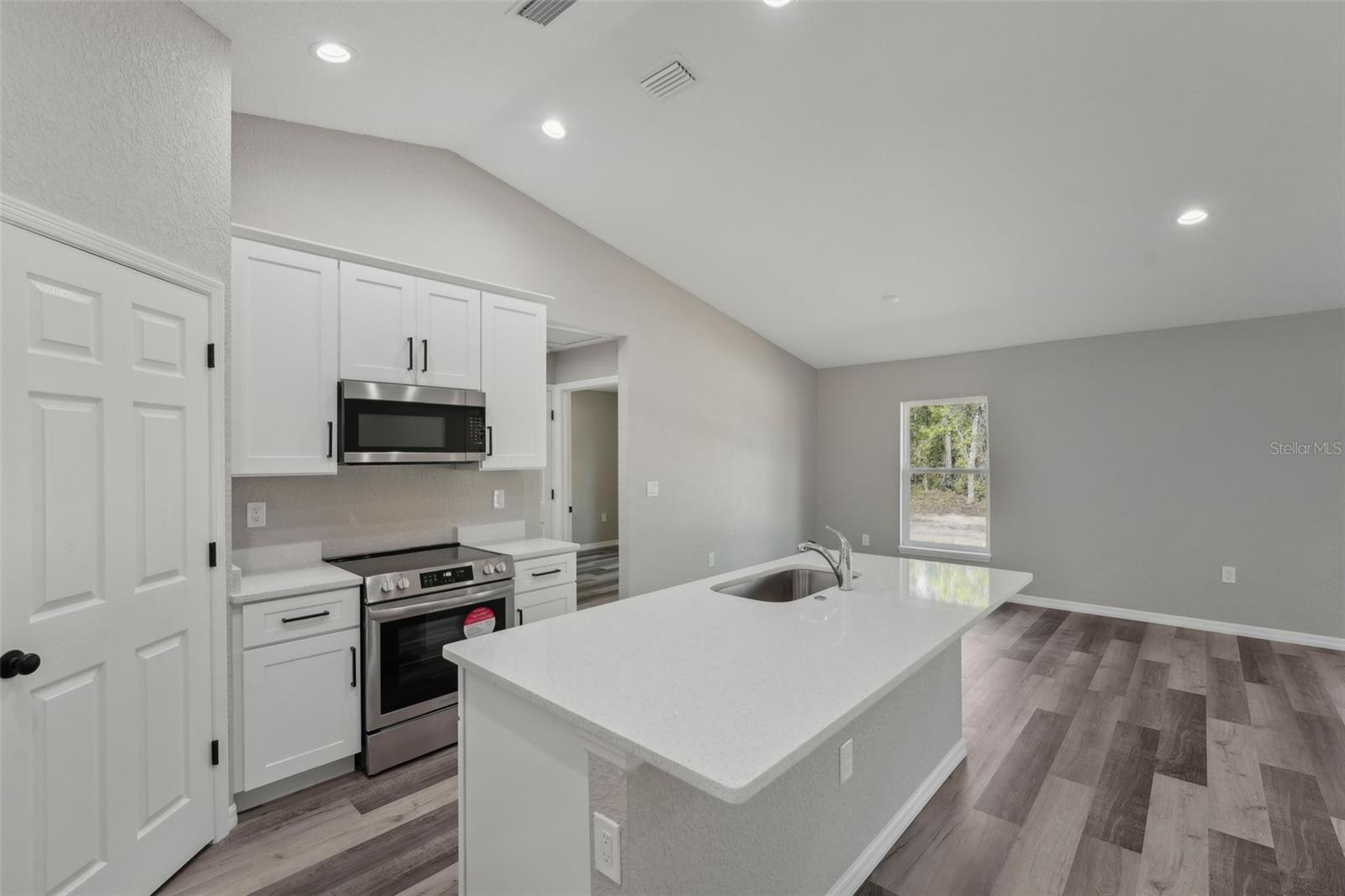 15409 COOT RD, WEEKI WACHEE, FL, 34614