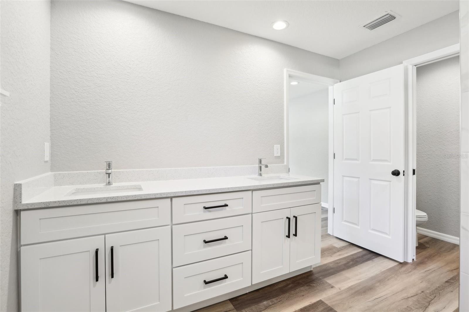15409 COOT RD, WEEKI WACHEE, FL, 34614