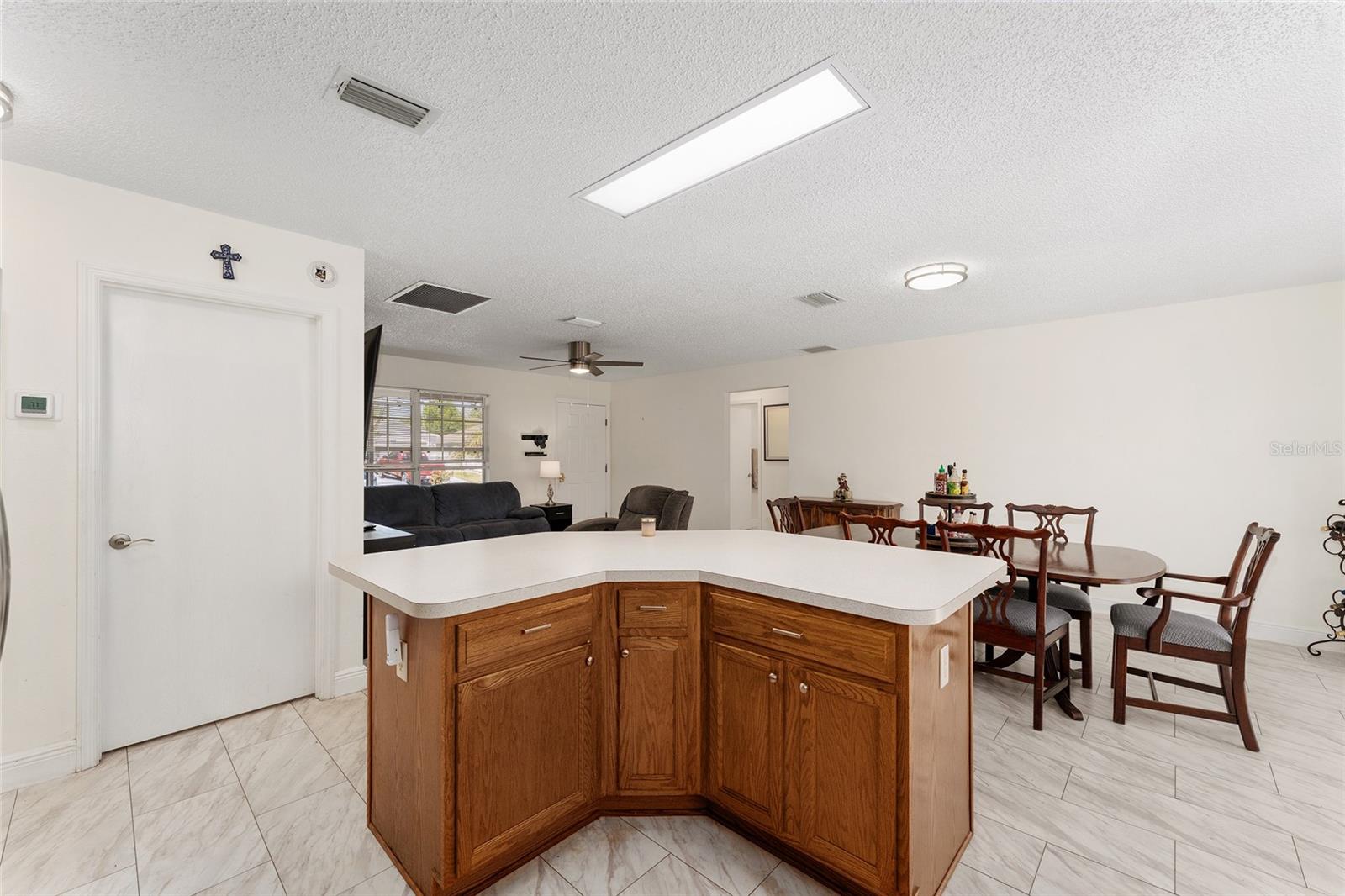 17951 SE 83RD PINELAND TER, THE VILLAGES, FL, 32162