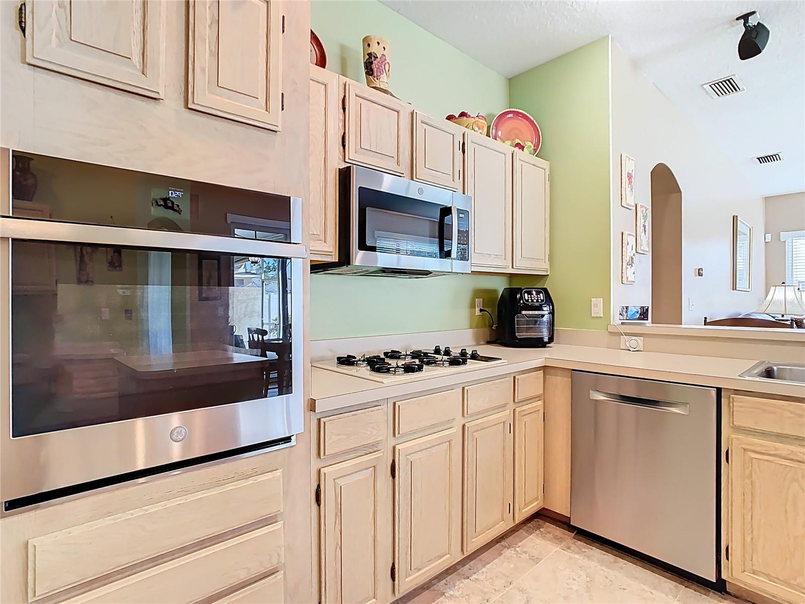 28402 OPENFIELD LOOP, WESLEY CHAPEL, FL, 33543