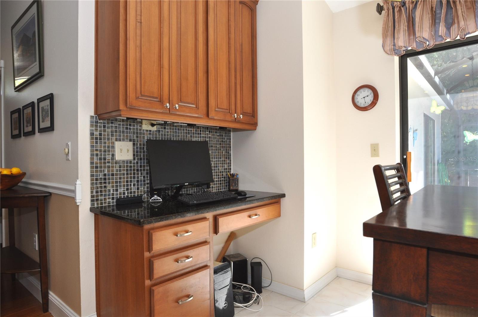 3189 ROXMERE DR, PALM HARBOR, FL, 34685