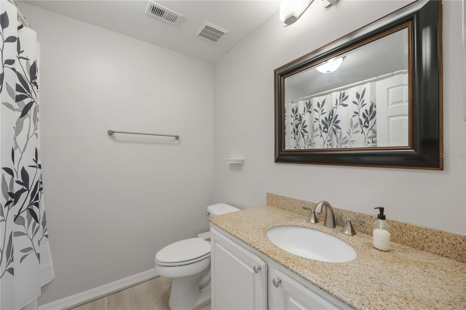 5691 BENTGRASS DR #211, SARASOTA, FL, 34235