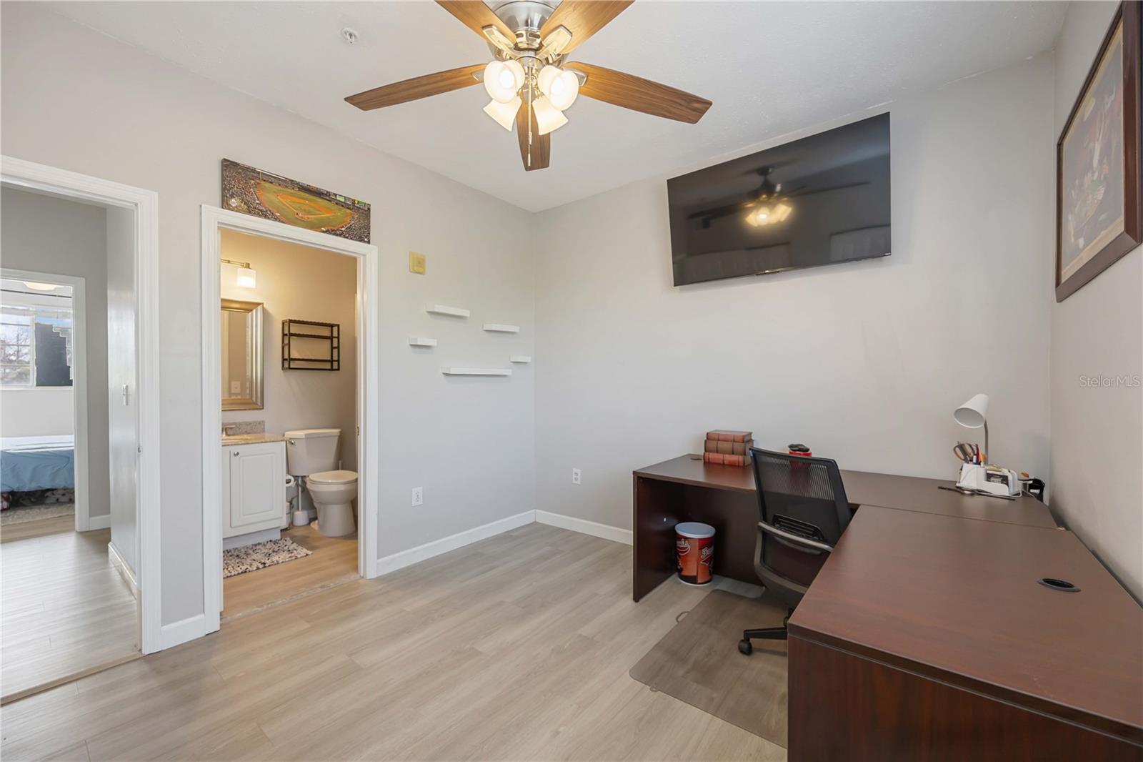 5691 BENTGRASS DR #211, SARASOTA, FL, 34235