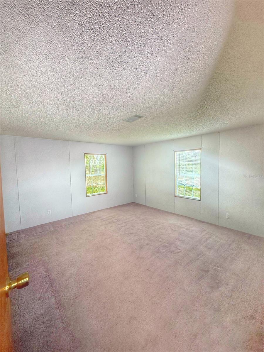15991 SE 258TH AVE RD, UMATILLA, FL, 32784