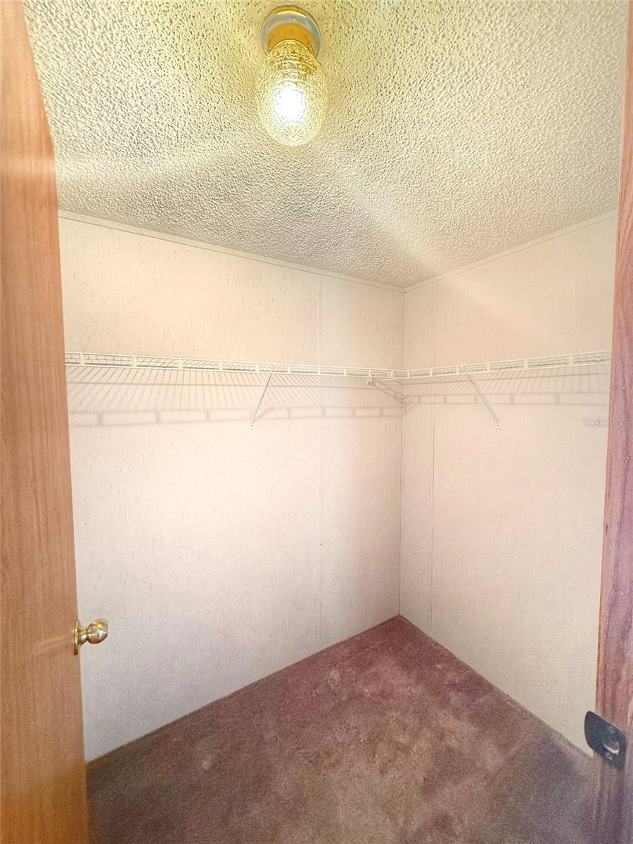 15991 SE 258TH AVE RD, UMATILLA, FL, 32784