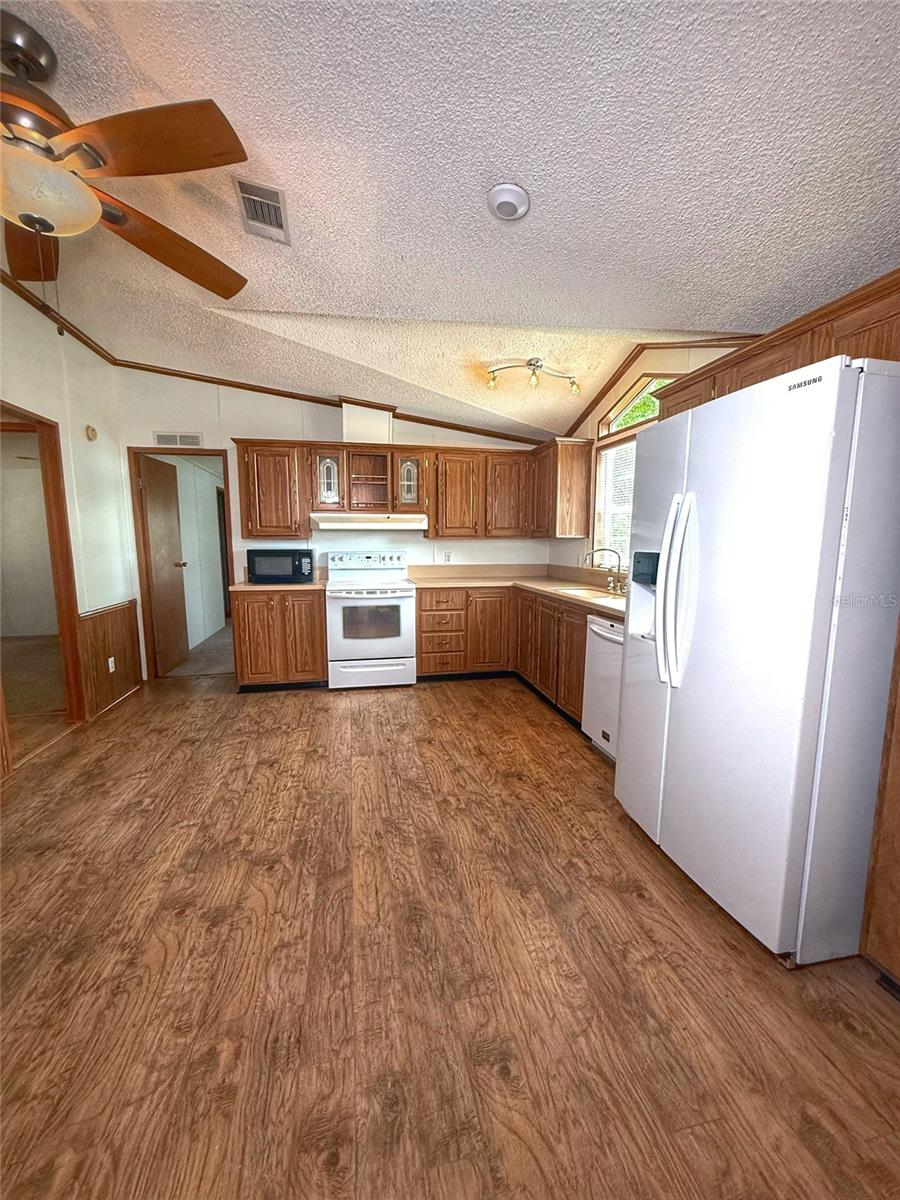 15991 SE 258TH AVE RD, UMATILLA, FL, 32784