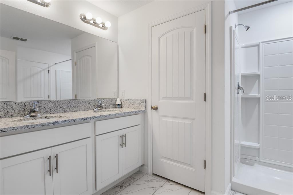 562 MAARICOPA DR, KISSIMMEE, FL, 34758