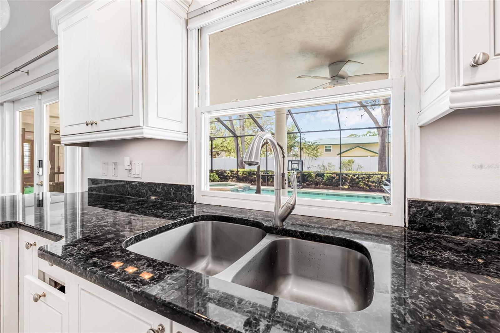 7352 HUNT CLUB LN, SEMINOLE, FL, 33776