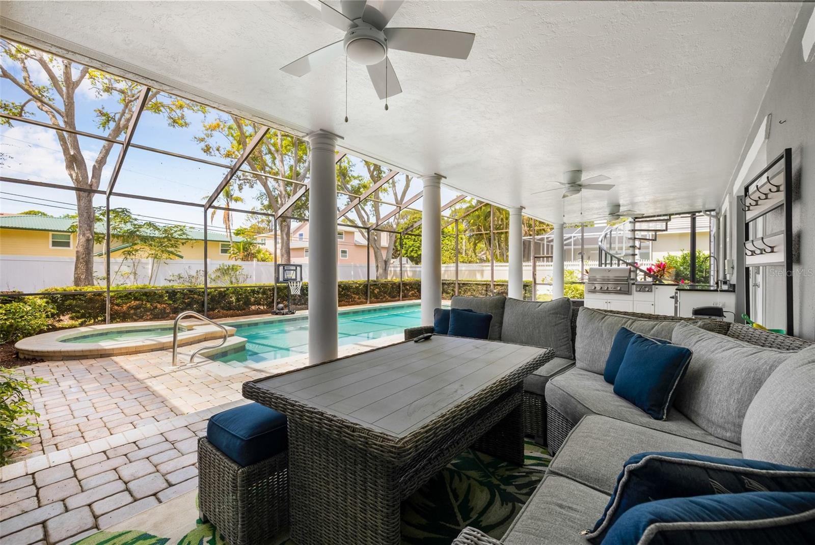 7352 HUNT CLUB LN, SEMINOLE, FL, 33776