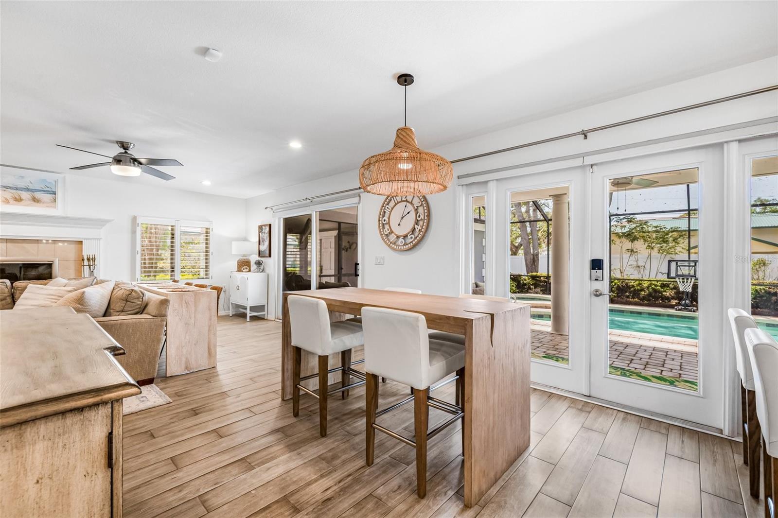 7352 HUNT CLUB LN, SEMINOLE, FL, 33776