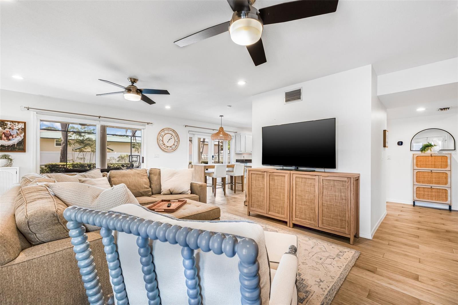 7352 HUNT CLUB LN, SEMINOLE, FL, 33776