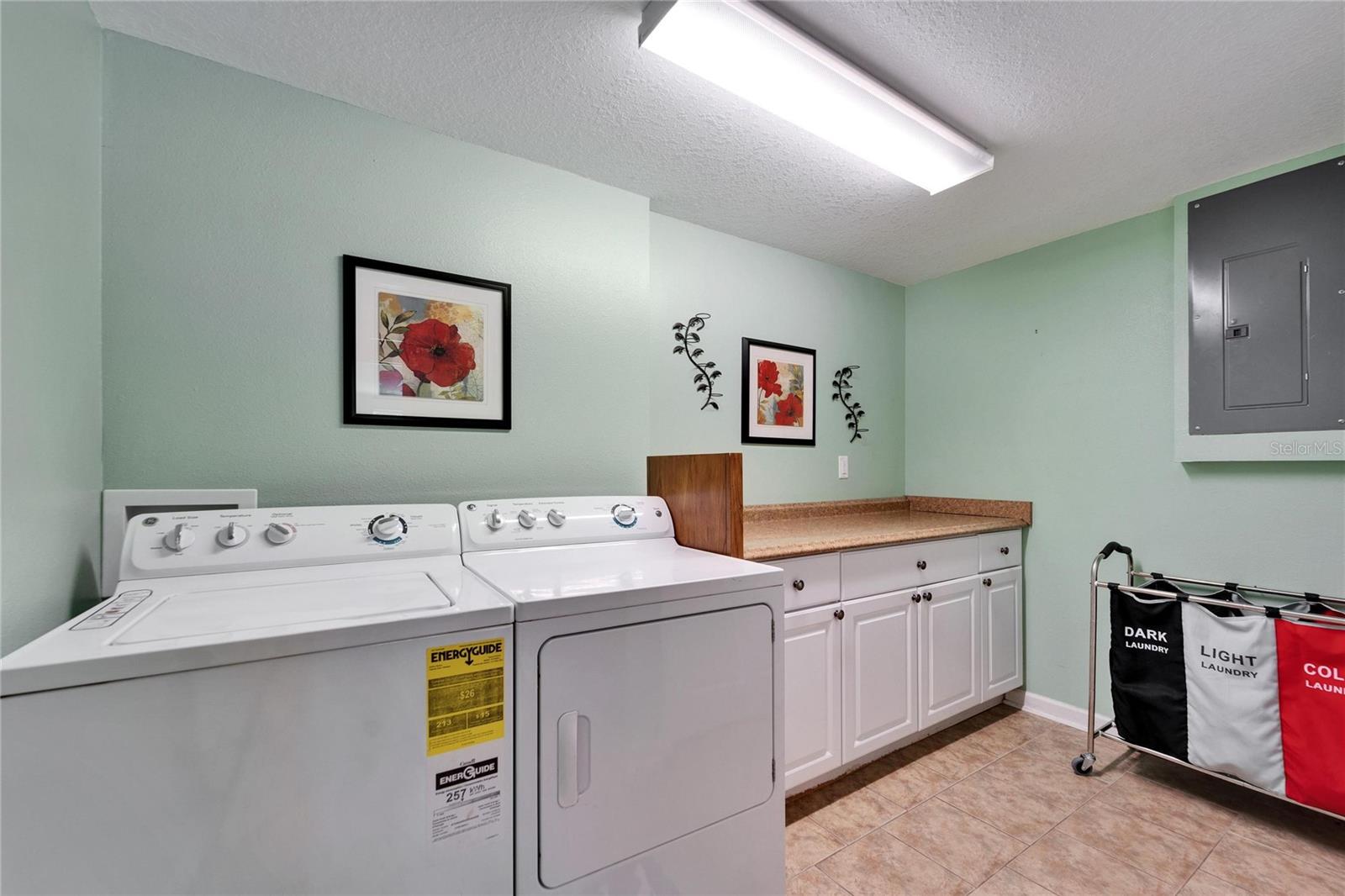 8211 EDISON RD, LITHIA, FL, 33547