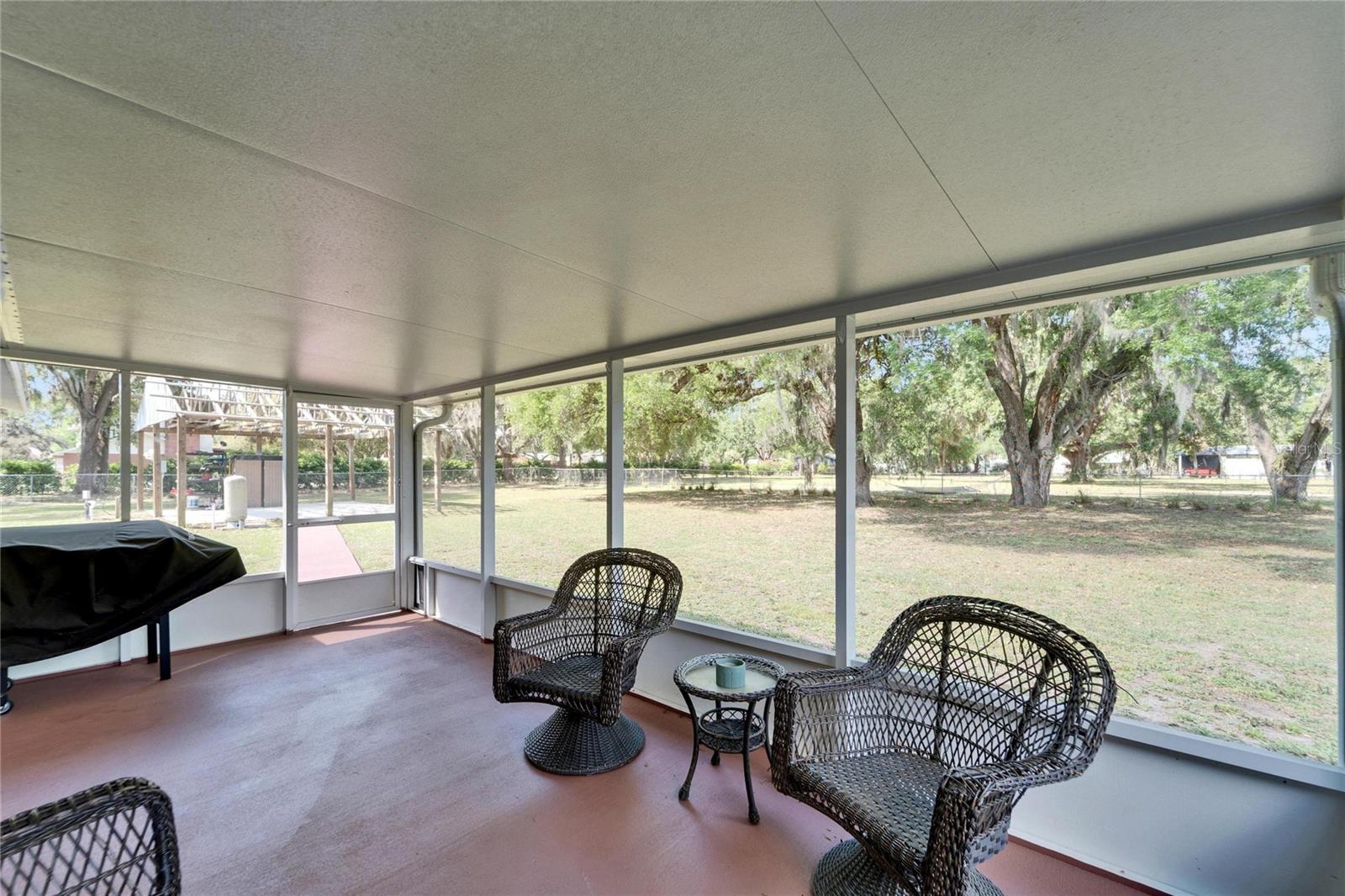 8211 EDISON RD, LITHIA, FL, 33547