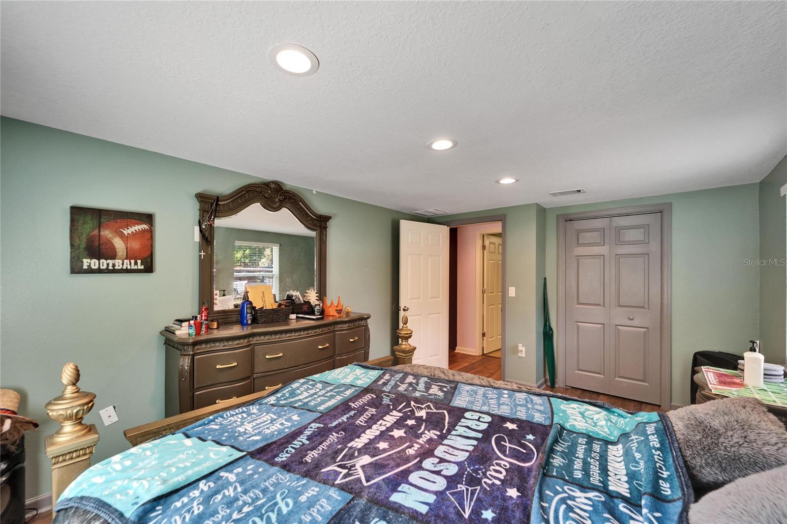 8211 EDISON RD, LITHIA, FL, 33547