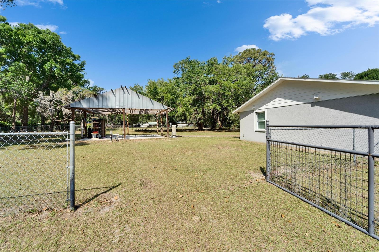 8211 EDISON RD, LITHIA, FL, 33547