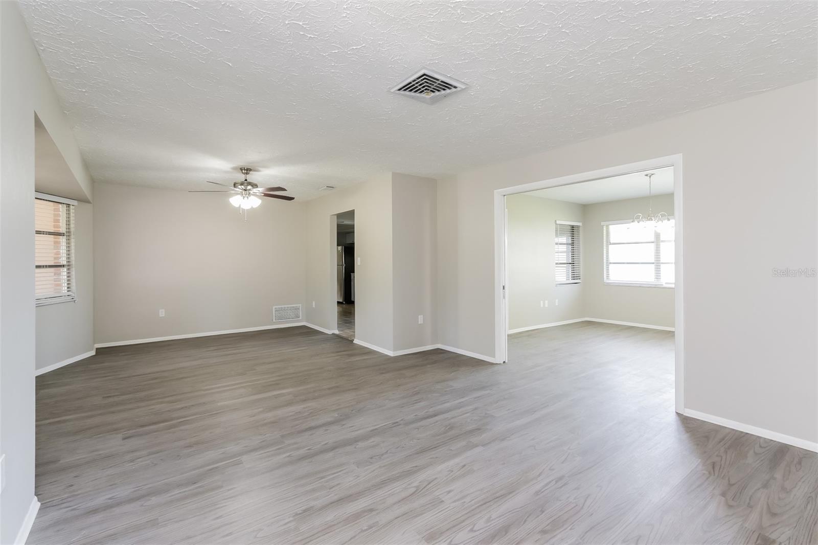 1928 E LEEWYNN DR, SARASOTA, FL, 34240