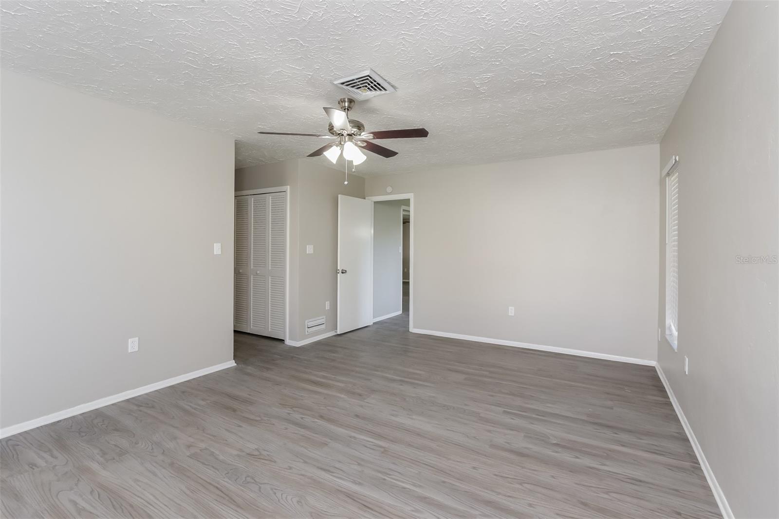 1928 E LEEWYNN DR, SARASOTA, FL, 34240